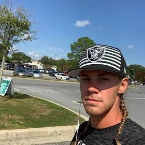 Meet your Posher, Tyler